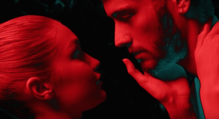 Топ-10 песен недели по версии Billboard