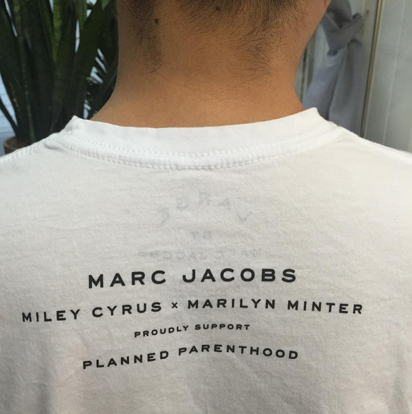 Марк Джейкобс выпустил футболки с изображениями Майли Сайрус