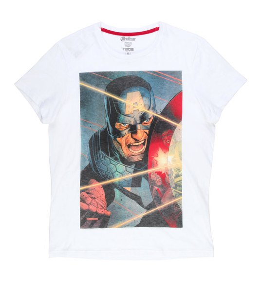 Капитан Америка и другие супергерои на футболках российского бренда