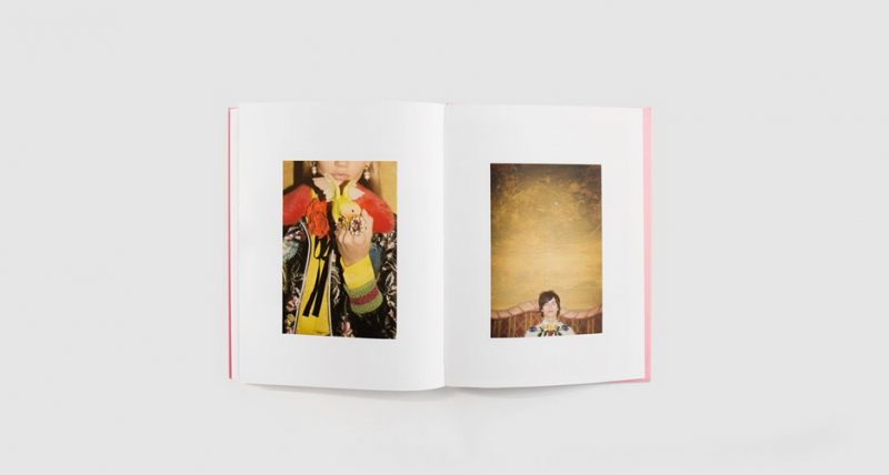 Gucci представил книгу работ фотографа Ари Маркопулоса