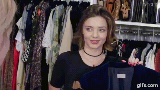 Миранда Керр показала одежду из своего гардероба (видео)