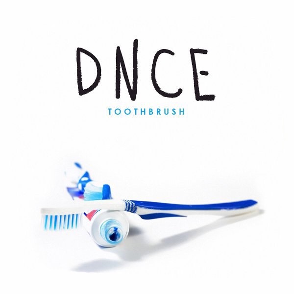 Новый клип DNCE — Toothbrush