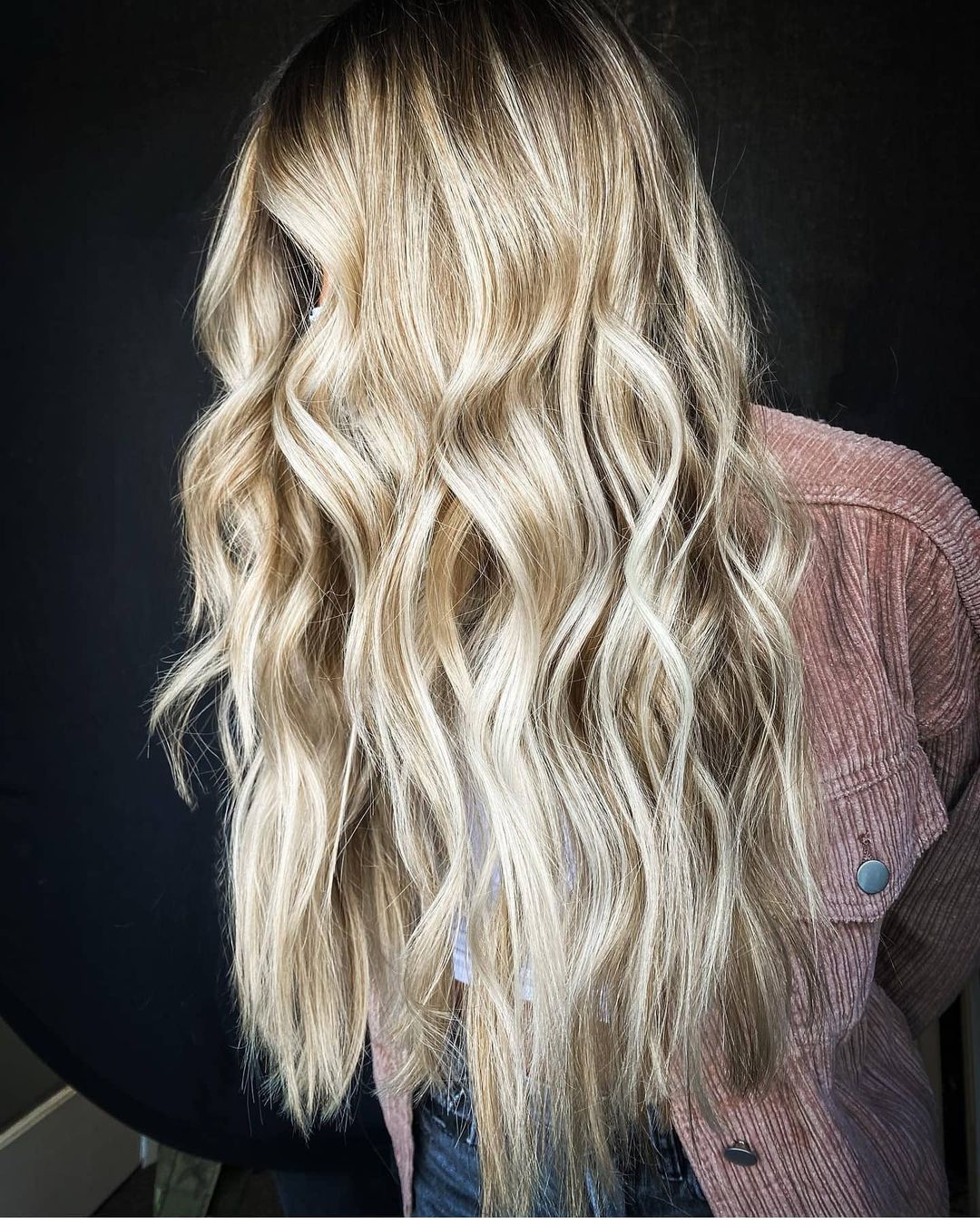 Модные окрашивания весны 2021: от хайповых до милых