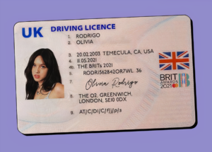 Оливия Родриго и её водительские права