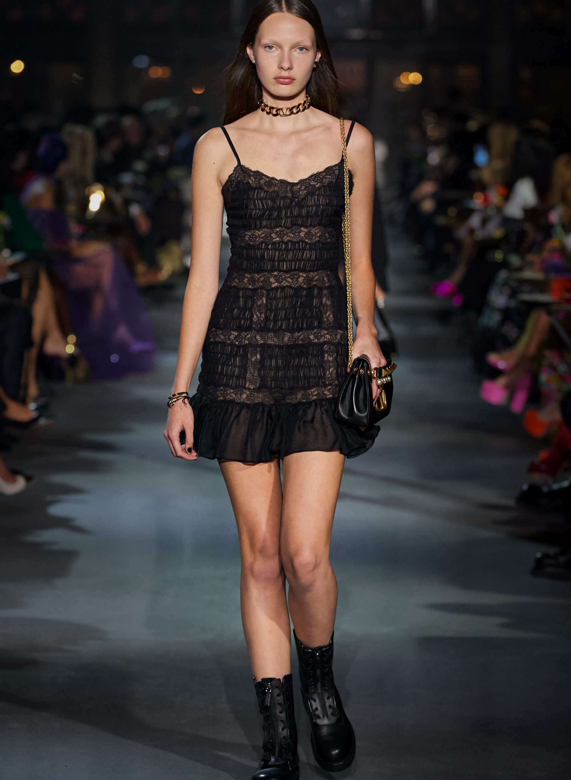 Чёрное мини-платье от Valentino