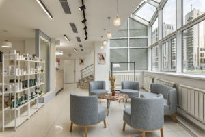 Все оттенки наступающего лета